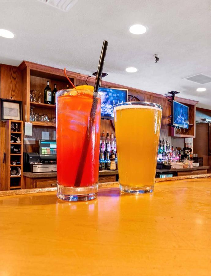 Shadowbrook Resort Tunkhannock Екстериор снимка
