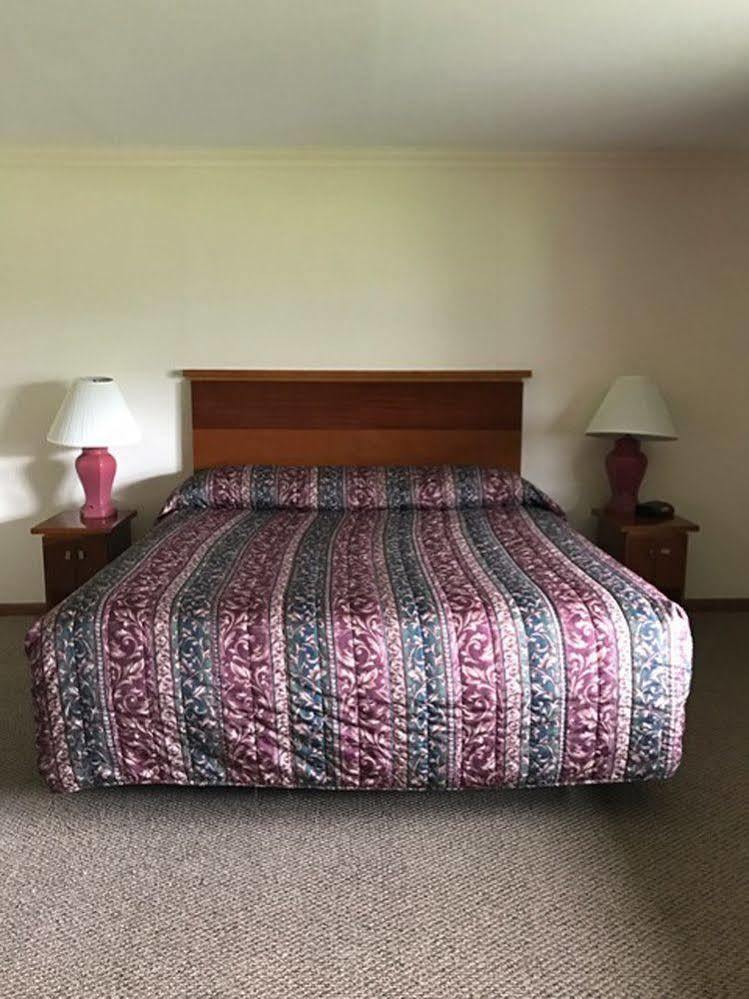 Shadowbrook Resort Tunkhannock Екстериор снимка